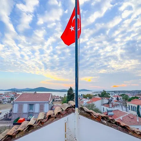 Cunda Nesos Pensionat Ayvalı