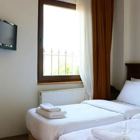 Cunda Nesos Pensionat Ayvalı