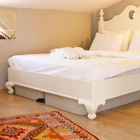 Pensionat Cunda Nesos