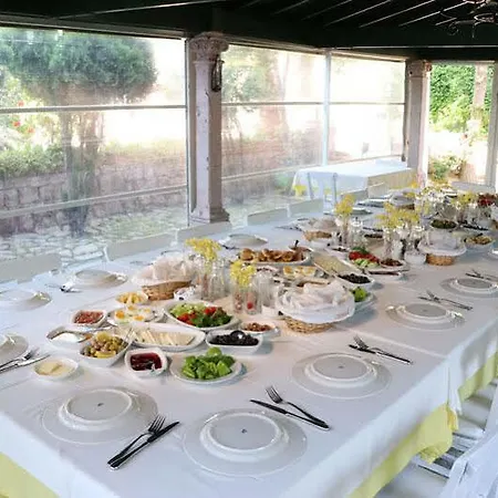 Pensionat Cunda Nesos